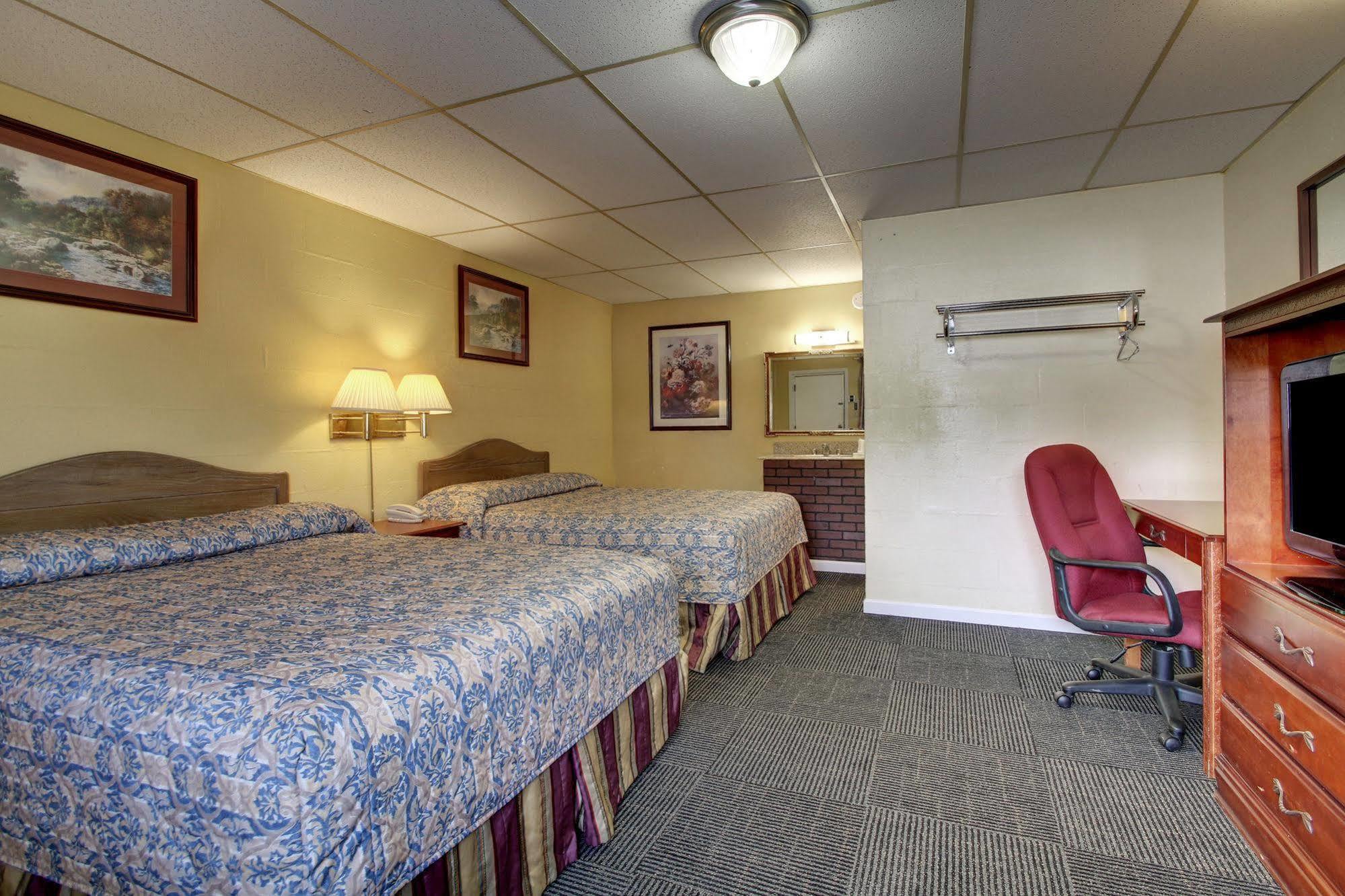 Macomb Star Motel מראה חיצוני תמונה